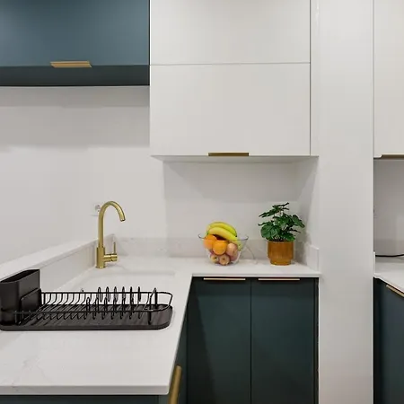 Petite Charm In Old Apartamento