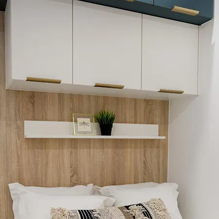 Petite Charm In Old Apartmán