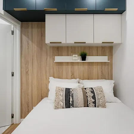 Petite Charm In Old Apartamento